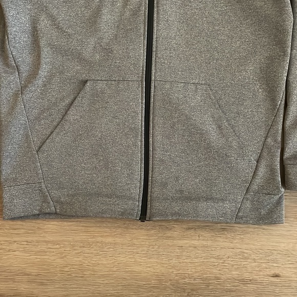 Nike Dri-Fit Hoodie - Picture 5 of 7